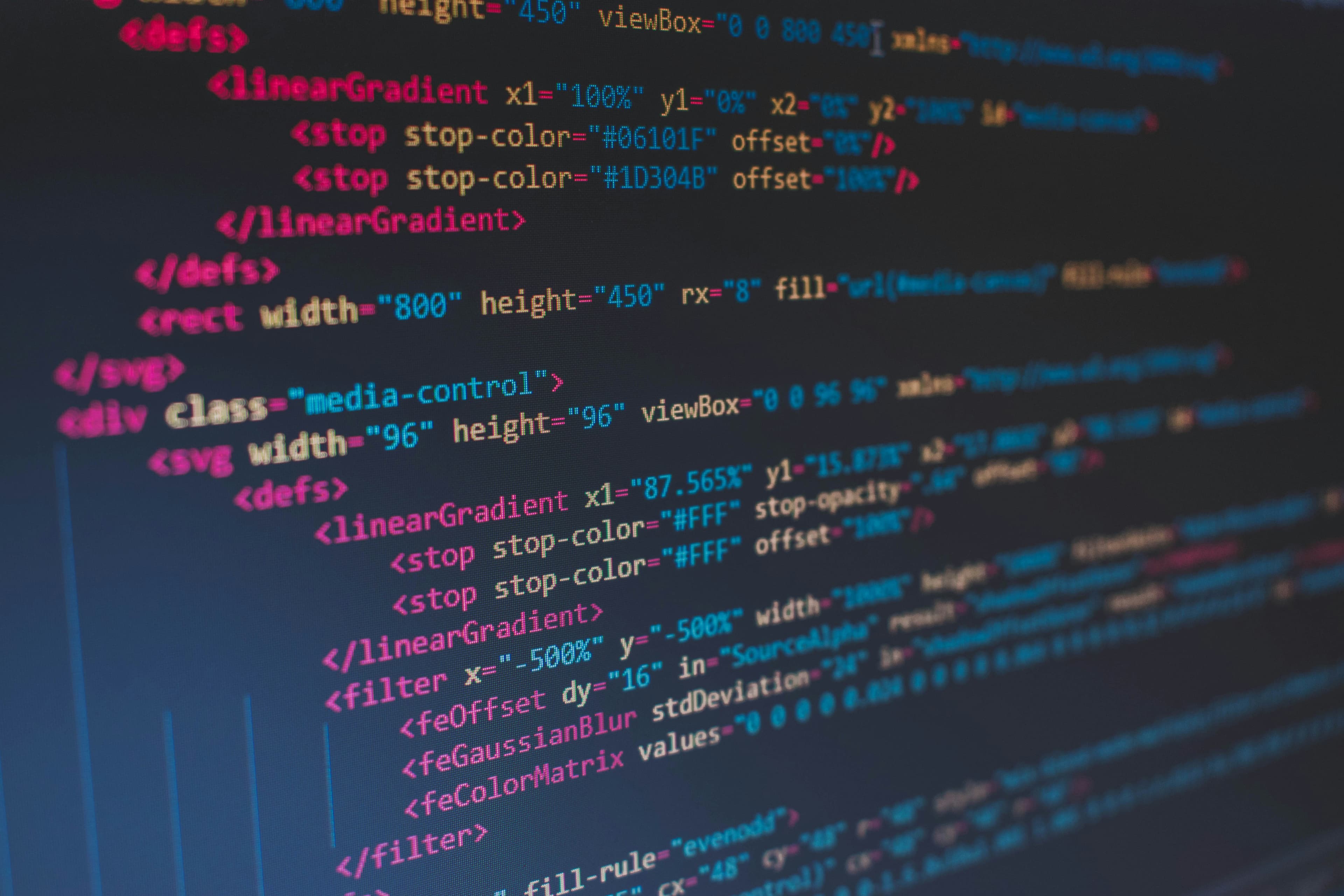 Članak: Kako naučiti programiranje od nule – vodič za potpune početnike